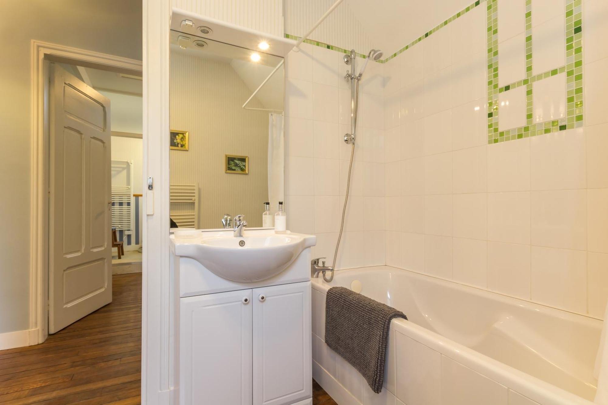 Les Gites De La Laiterie De Tocqueville Habitación foto